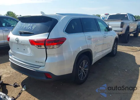 2018 Toyota Highlander Xle из США, поврежденный, VIN 5TDJZRFHXJS894924